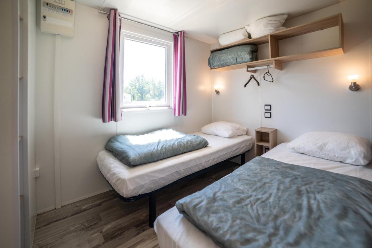 Camping Du Sevron Saint-Etienne-du-Bois  Exterior foto